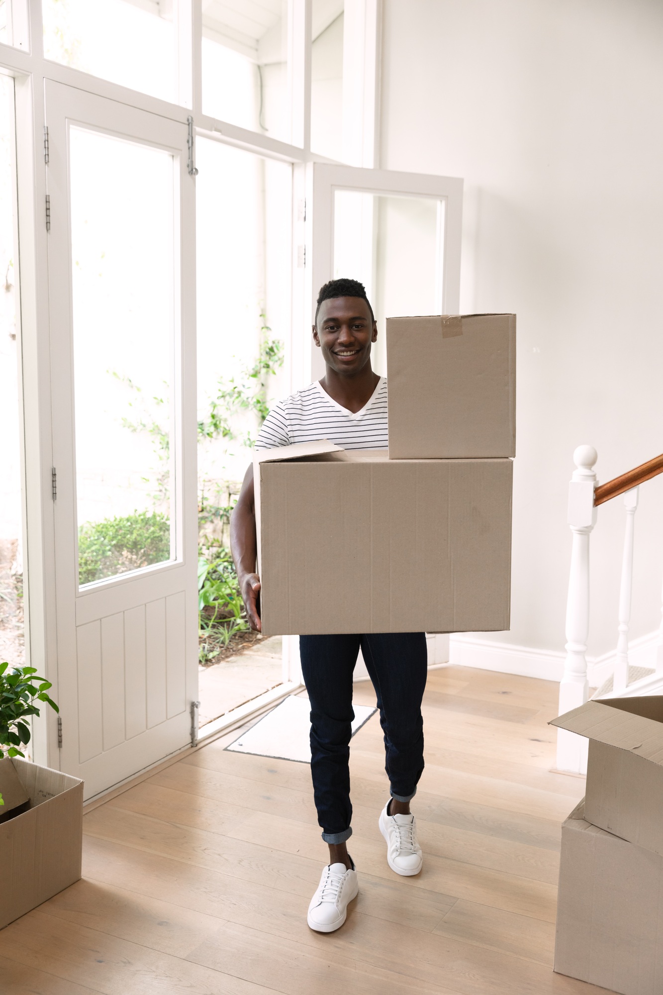 Man moving in to a new home
